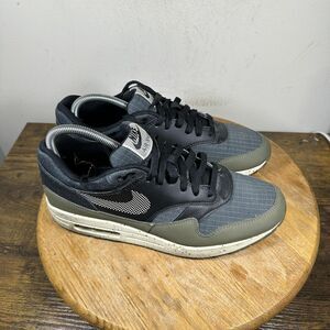 Nike Air Max 1 Shoes Mens Size 9.5 Black Olive Gray AO1021-200 Ripstop Low